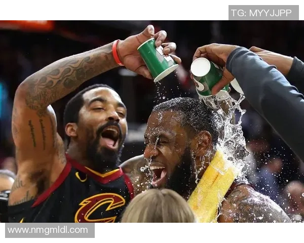 勇士与骑士首场对决精彩回顾及下载链接分享